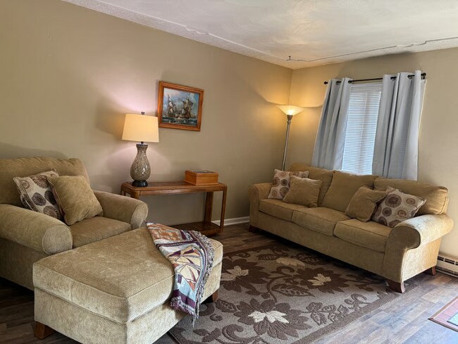 Building Photo - 0 Spanish Manor