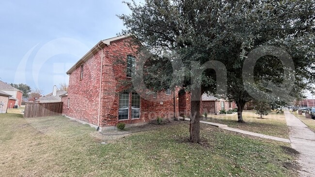 Building Photo - 13646 Valencia Dr