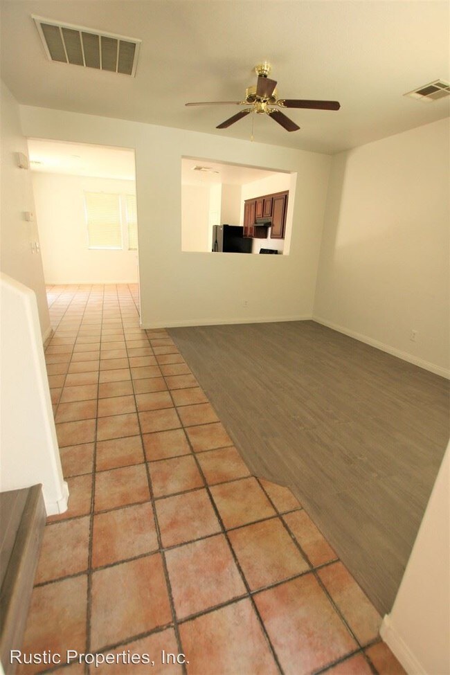 Building Photo - 3 br, 2.5 bath House - 11146 Fort Bowie st.