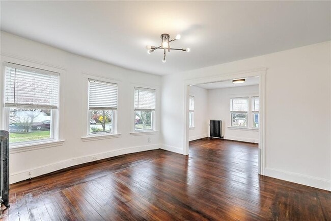 Foto del edificio - 73 Washburn Ave