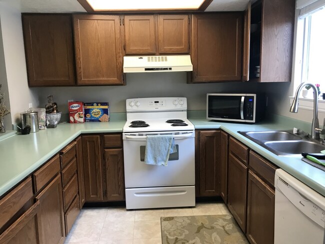 Foto del edificio - 695 N 100 E