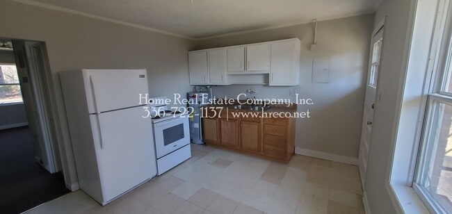 Building Photo - Cambridge Apartments | 615 W. 23rd Street ...