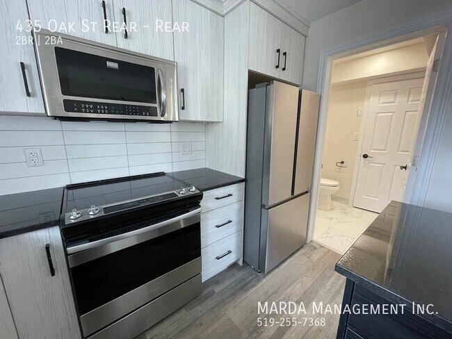 Photo du bâtiment - NEWLY RENOVATED 2BED 1.5BATH WEST END - PL...