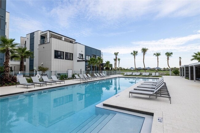 Foto del edificio - 5127 W Tyson Ave