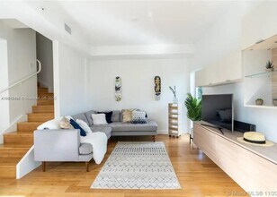 Building Photo - 619 Meridian Ave