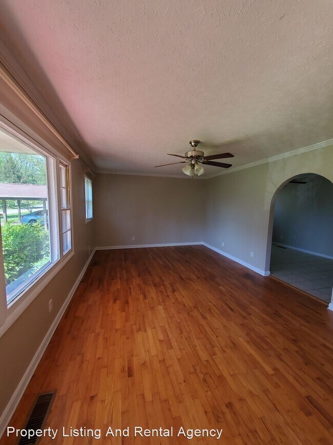 Building Photo - 3 br, 1.5 bath House - 1446 Piedmont Road