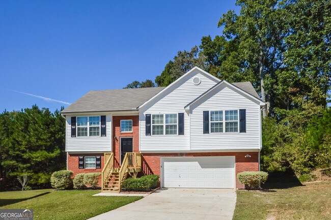Building Photo - 553 Sycamore Dr