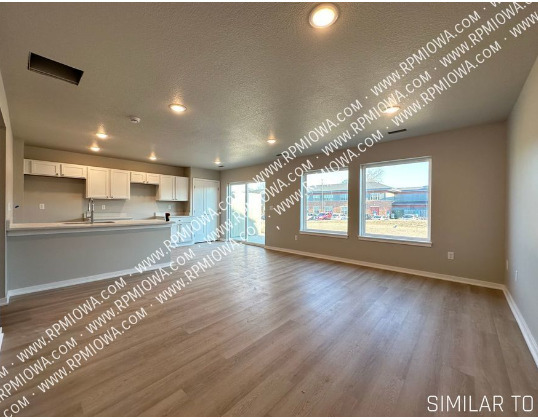 Foto del edificio - Perry Townhomes