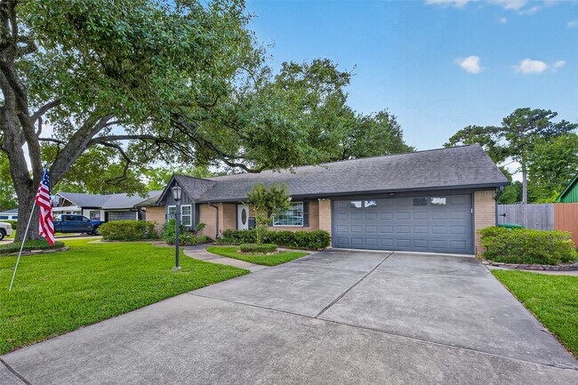 Foto del edificio - 10233 Moorberry Ln