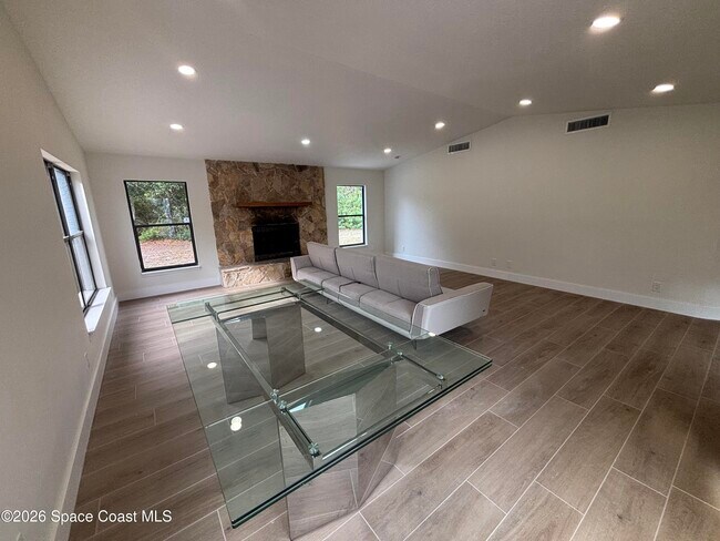 Foto del edificio - 6335 S Tropical Trail