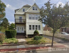 Building Photo - 206 Washington Ave
