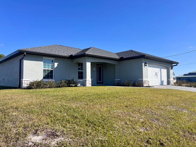 Building Photo - Cape Coral - Newer Single-Family Home - 3 ...