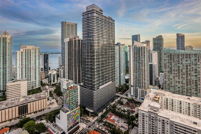 Foto del edificio - 55 SW 9th St