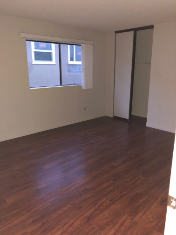 Foto del edificio - 1670 Manning Ave