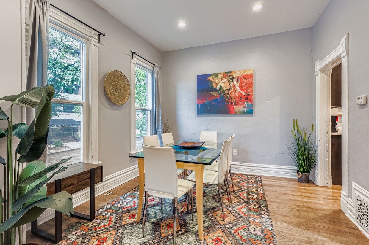 Foto principal - 536 E 2nd Ave