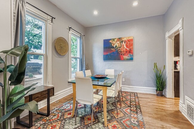 Photo - 536 E 2nd Ave House