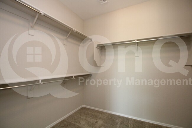 Building Photo - 21379 N 269th Ave