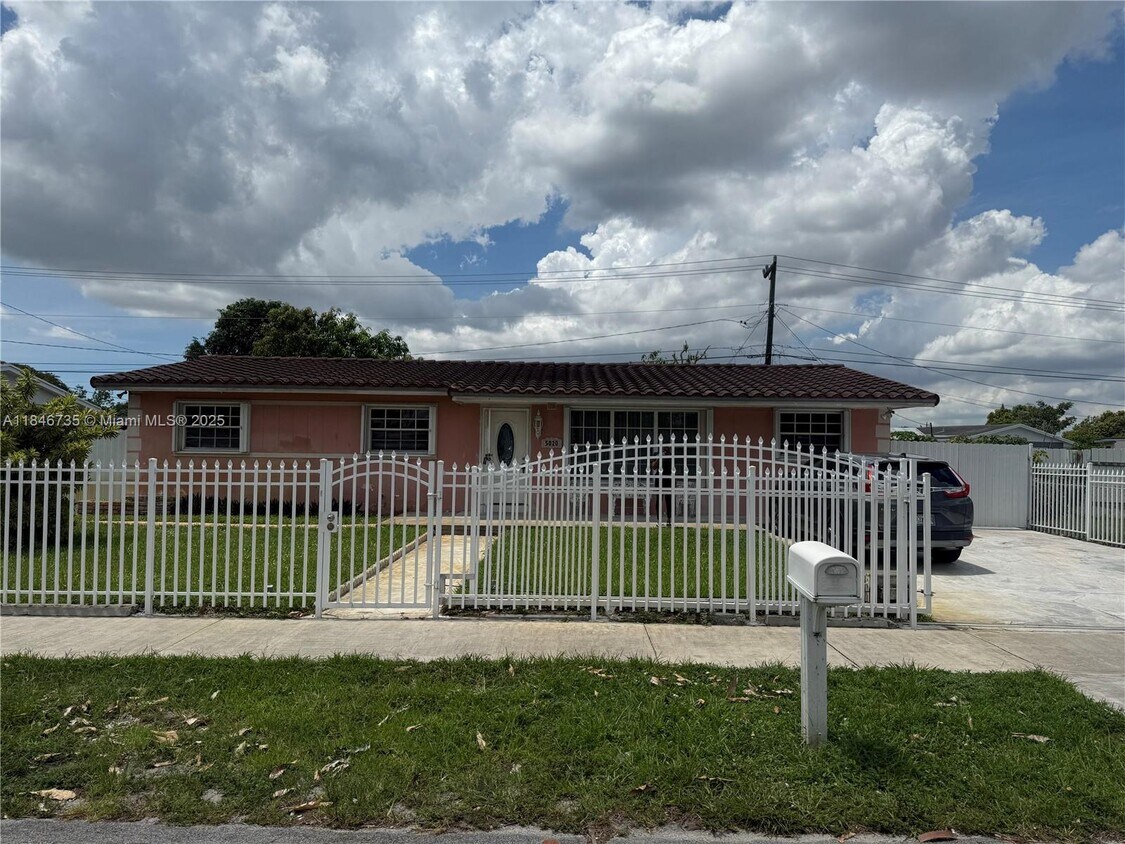 Primary Photo - 5020 NW 181st Terrace