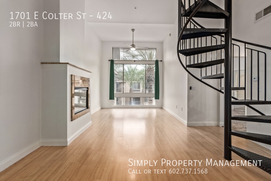 Primary Photo - 1701 E Colter St