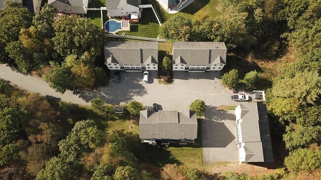 Foto del edificio - 5 Bufton Farm Rd