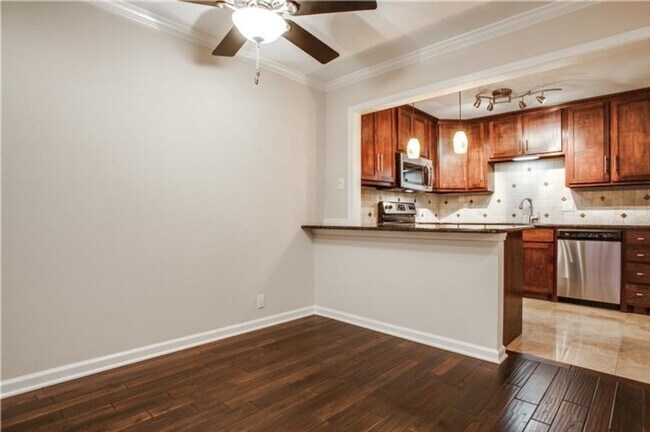 Building Photo - ***5325 Fleetwood Oaks Avenue #153***