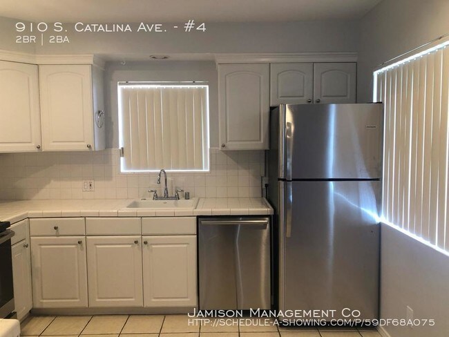 Building Photo - 910 S Catalina Ave