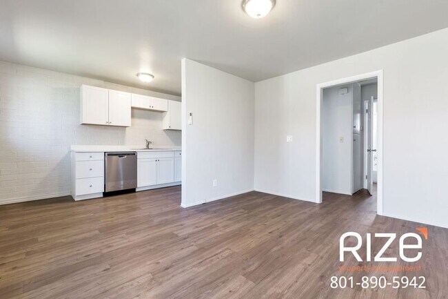 Building Photo - 3139 S 300 E