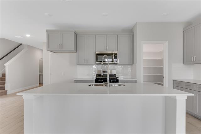 Building Photo - 1631 Cavalli Dr
