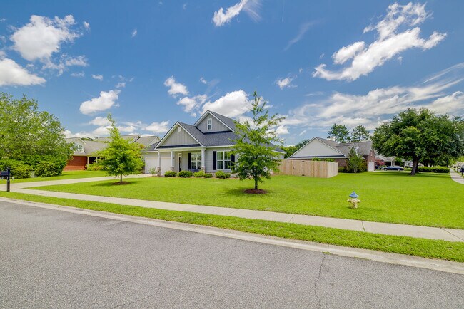 Building Photo - 106 Cobbleton Dr