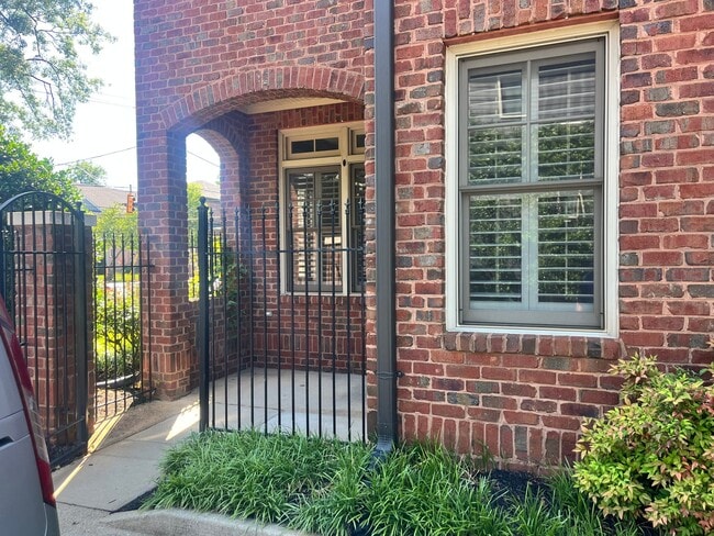 Building Photo - 202 Butler Ave