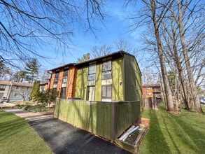 Building Photo - 2284 Emerald Heights Ct