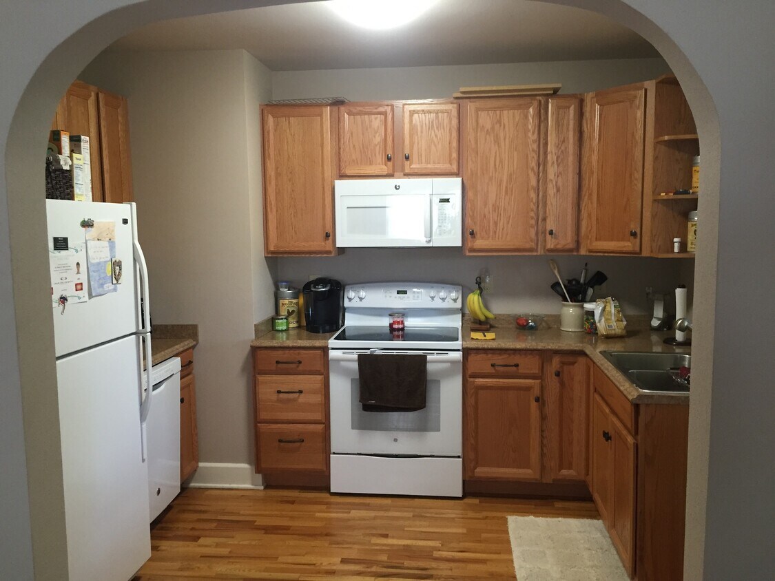 Building Photo - 1220 US-411