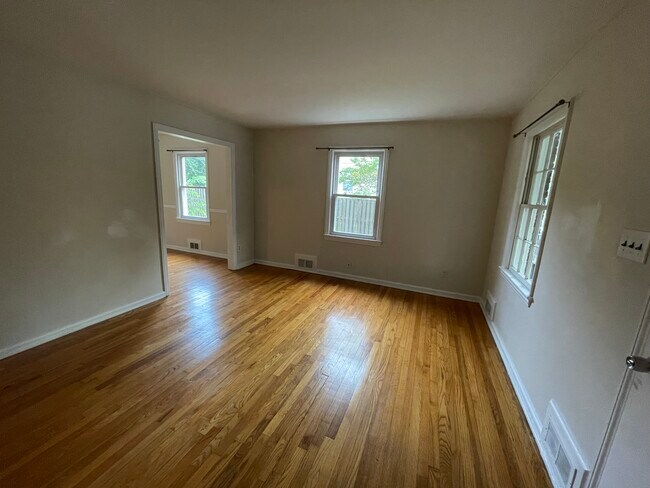 Foto del edificio - 5937 Monticello Rd