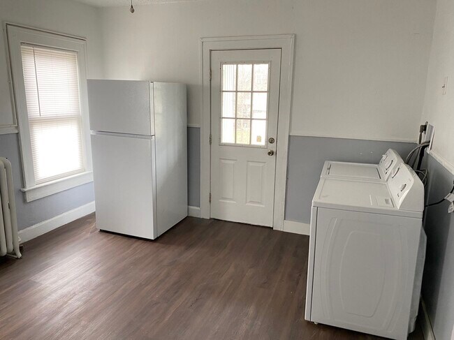 kitchen - 72 Cleveland Ave
