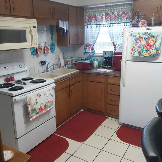 Foto del edificio - 2220 2nd St