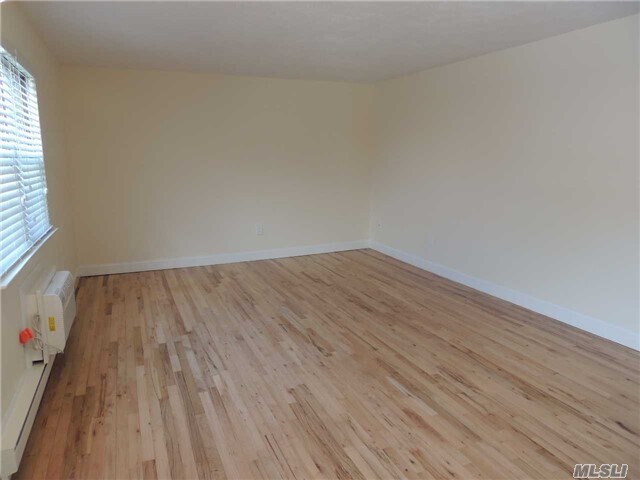 Foto del edificio - 2382 Bedford Ave