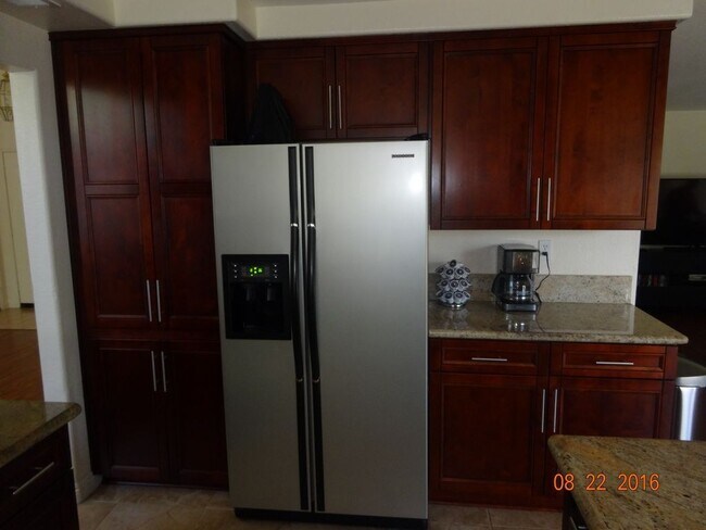 Foto del edificio - 4 Bedroom House