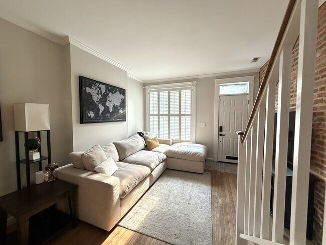 Foto del edificio - 815 S Potomac St