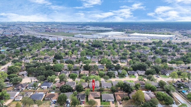 Building Photo - 13411 Splintered Oak Dr