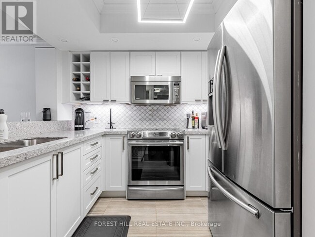 Photo du bâtiment - 1177-1177 Yonge St