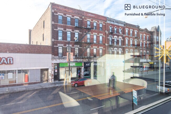 Foto del edificio - 1536 W Chicago Ave