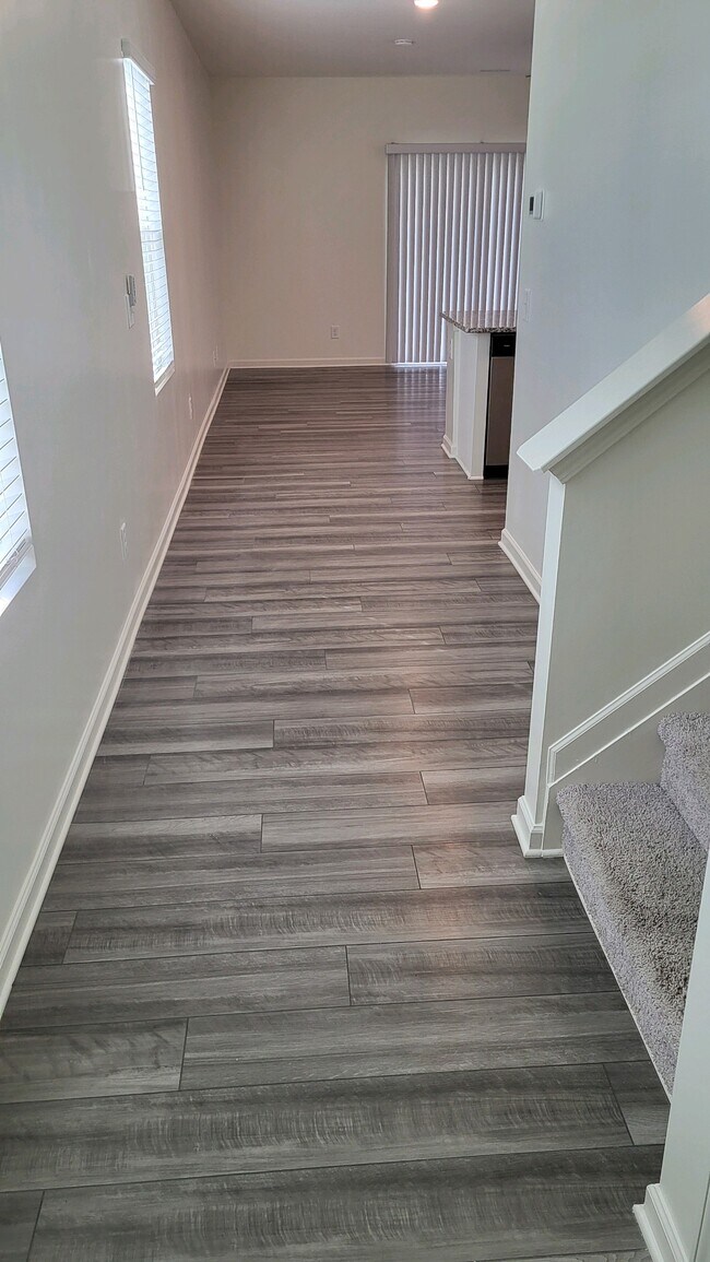 Entry - 3405 Walker Dr