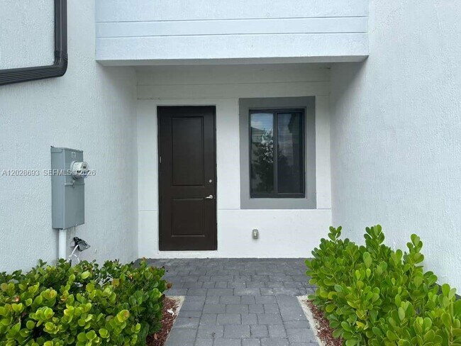 Foto del edificio - 1280 N Flagler Ave