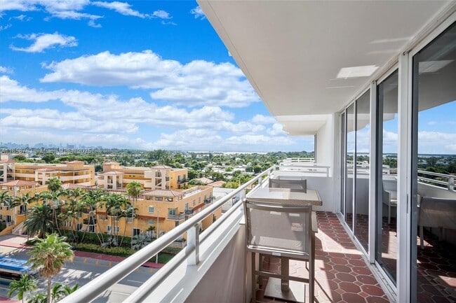 Building Photo - 8911 Collins Ave