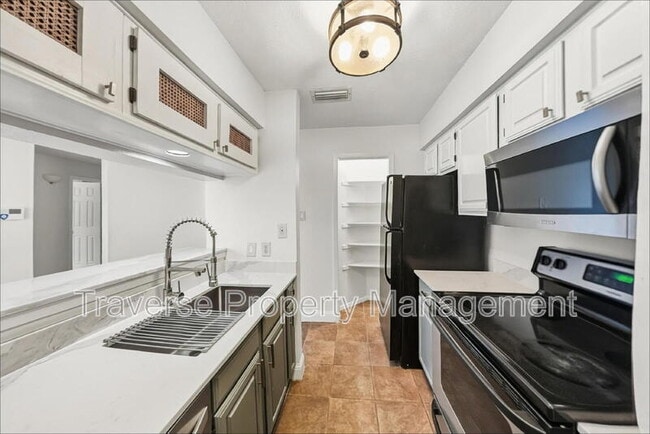 Foto del edificio - 1108 Quail Valley Ln