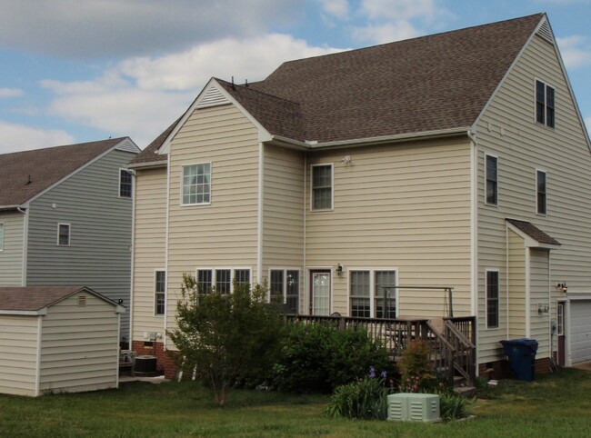 Foto del edificio - Beautiful Home in the Bluffs at Bell Creek...