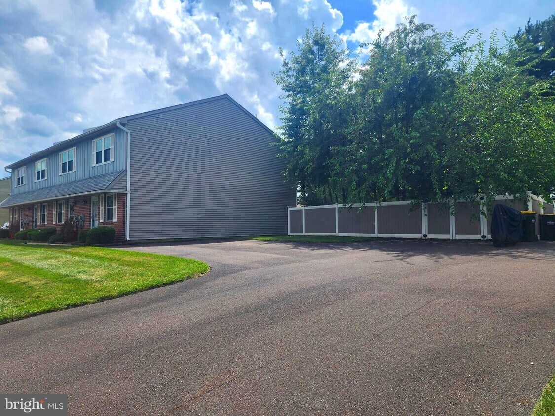 4524 Rosemarie Dr, Bensalem, PA 19020 Townhome Rentals in Bensalem PA
