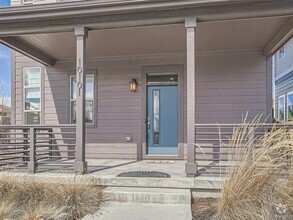 Building Photo - 10101 E 59th Dr