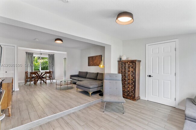 Foto del edificio - 74 NW 117th St