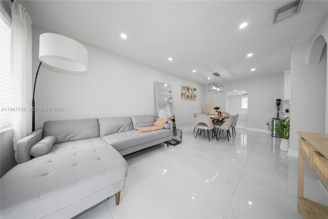 Foto del edificio - 10731 SW 51st Dr